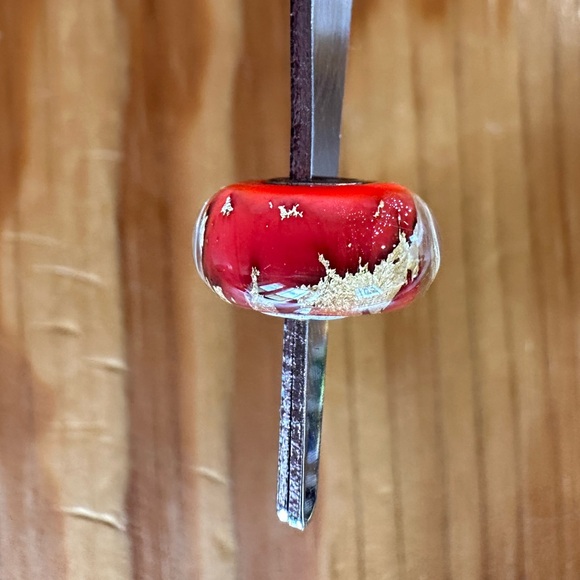 Trollbeads Root Chakra Bead - Picture 2 of 3